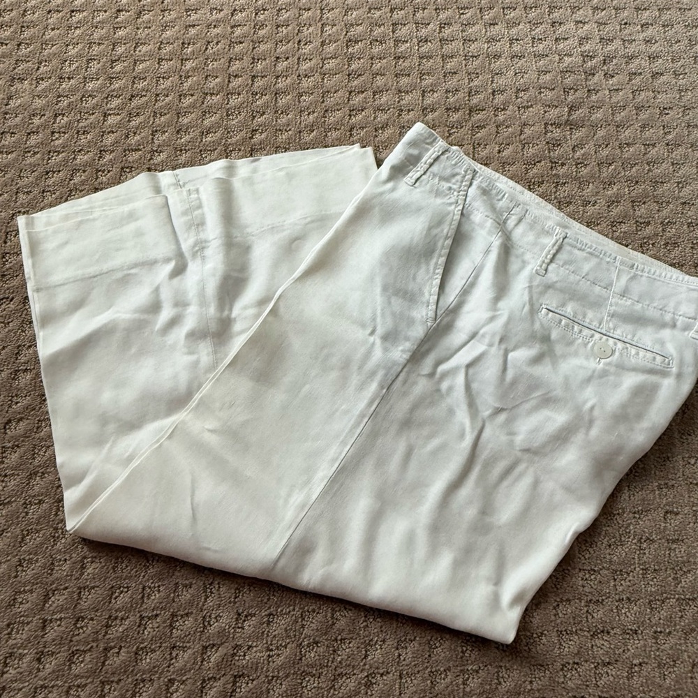 White Level 99 Casual Capri Pants